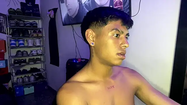  Billowy  online show from November 14, 4:33 am