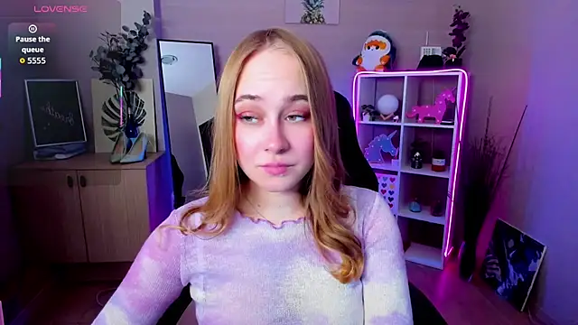 LianaBright online show from February 14, 2:19 am