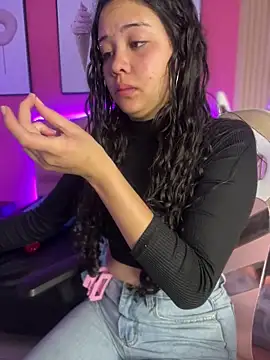 Paloma  LS online show from February 8, 1:44 pm