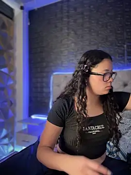 Paloma  LS online show from March 17, 7:26 pm