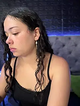 Paloma  LS online show from March 20, 7:04 pm