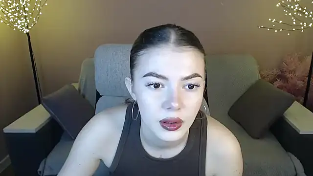 Ritaneer online show from March 22, 9:02 am