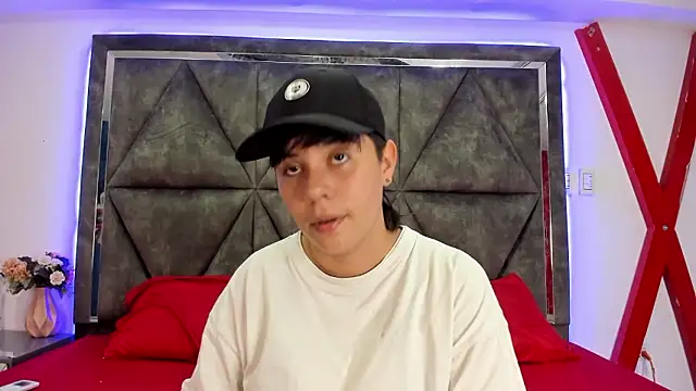 AbbySmiitth  online show from February 17, 6:47 pm