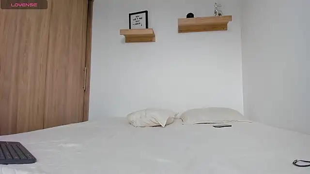 serge 7 online show from February 8, 10:02 pm