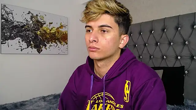 MrWilliseo online show from October 1, 2:39 am