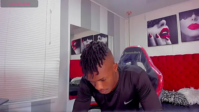 Snapshot of KENDER21_ chatting on March 6, 1:14 pm KENDER21 online show from March 6, 1:14 pm