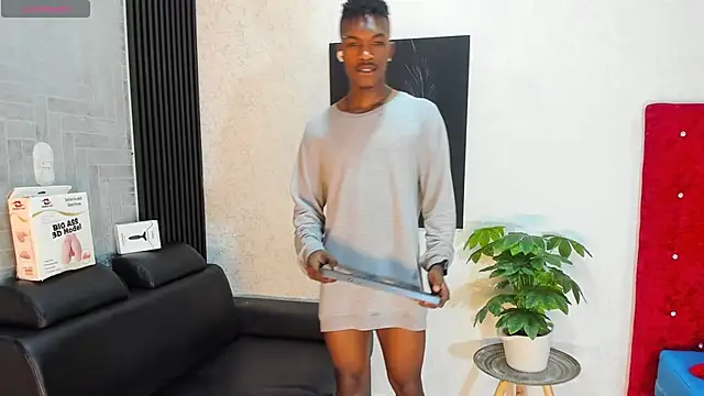 Snapshot of KENDER21_ chatting on September 17, 8:32 pm KENDER21 online show from September 17, 8:32 pm