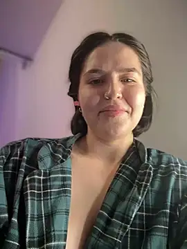 meow girl online show from December 25, 5:37 pm