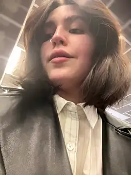 meow girl online show from March 14, 12:07 pm