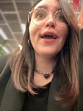 meow girl online show from October 7, 12:02 pm