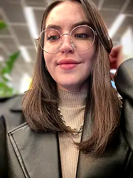 meow girl online show from October 22, 10:37 am