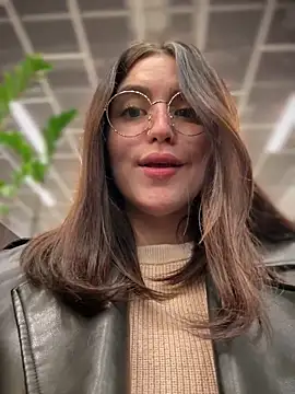 meow girl online show from October 26, 4:13 pm