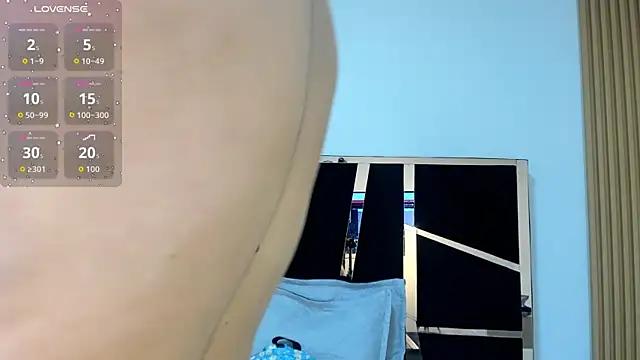 yahaira  online show from December 20, 3:52 pm