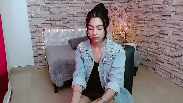 Vanse lust online show from December 7, 4:58 pm