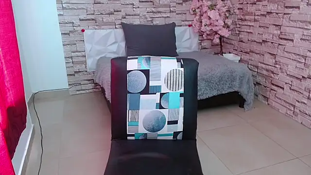 Vanse lust online show from December 13, 6:05 pm