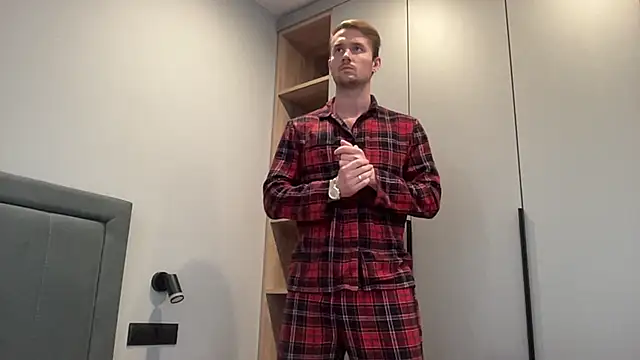 cute mark online show from September 20, 3:02 pm