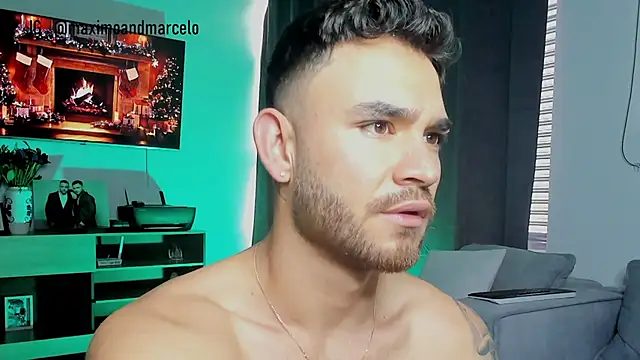 Maximo Marcelo online show from December 22, 12:16 pm