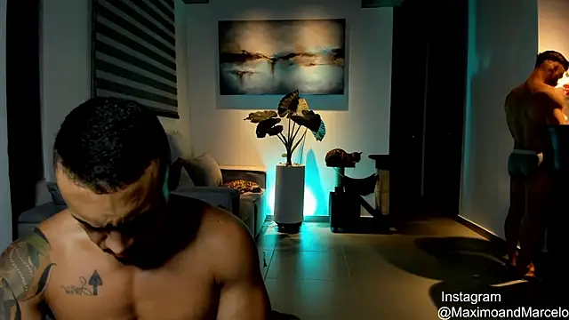 Maximo Marcelo online show from February 21, 2:06 am