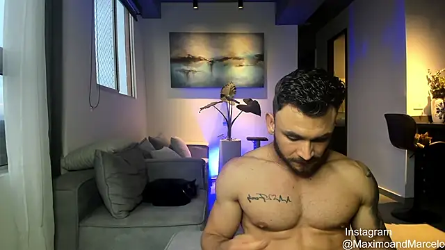 Maximo Marcelo online show from March 3, 11:03 pm