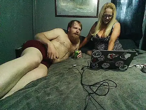letsgetdirty1981 online show from January 16, 2:51 pm
