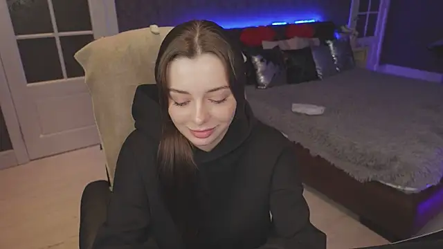Snapshot of DinaCandy chatting on January 29, 2:53 pm DinaCandy online show from January 29, 2:53 pm