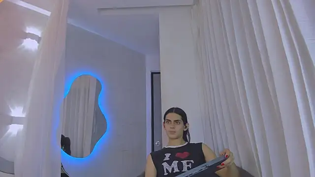 Venusflame   online show from March 5, 11:38 am