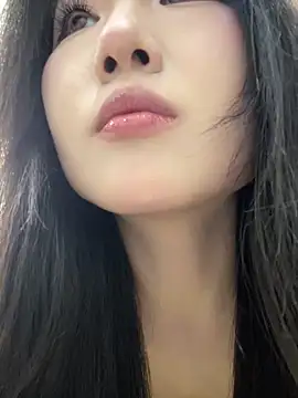 Snapshot of xyebobs chatting on September 18, 2:19 pm xyebobs online show from September 18, 2:19 pm