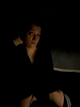 Snapshot of Stoner_BarbieXX chatting on December 14, 10:47 pm Stoner BarbieXX online show from December 14, 10:47 pm