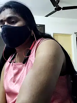 Snapshot of Tamilrojanew chatting on December 14, 1:59 pm Tamilrojanew online show from December 14, 1:59 pm