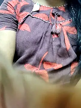 Snapshot of Tamilrojanew chatting on October 7, 8:33 am Tamilrojanew online show from October 7, 8:33 am