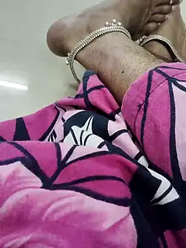 Snapshot of Tamilrojanew chatting on October 14, 9:10 am Tamilrojanew online show from October 14, 9:10 am