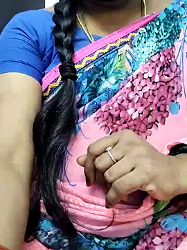 Snapshot of Tamilrojanew chatting on November 1, 7:10 am Tamilrojanew online show from November 1, 7:10 am