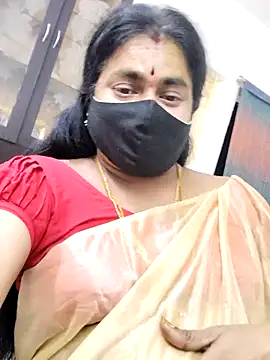 Snapshot of Tamilrojanew chatting on November 18, 5:28 pm Tamilrojanew online show from November 18, 5:28 pm