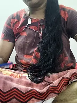 Snapshot of Tamilrojanew chatting on December 4, 5:50 am Tamilrojanew online show from December 4, 5:50 am