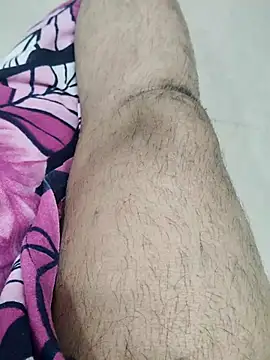 Snapshot of Tamilrojanew chatting on December 5, 11:30 am Tamilrojanew online show from December 5, 11:30 am