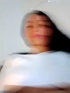 chloewildd  online show from December 15, 7:35 am