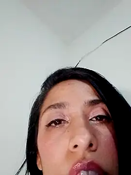 chloewildd  online show from December 30, 4:09 am