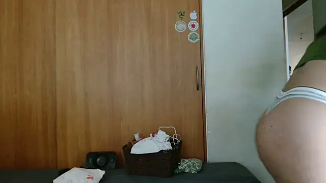 Snapshot of DirtyDi97 chatting on September 22, 3:03 pm DirtyDi97 online show from September 22, 3:03 pm