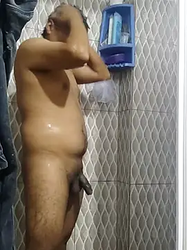 Snapshot of Tu_papi_69_ chatting on November 8, 12:11 am Tu papi 69 online show from November 8, 12:11 am