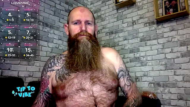 Snapshot of Ice_mannHH chatting on December 18, 10:02 pm Ice mannHH online show from December 18, 10:02 pm