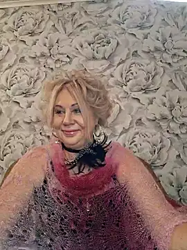 Snapshot of PALETT chatting on December 7, 5:48 am PALETT online show from December 7, 5:48 am