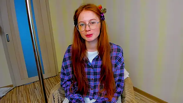 Snapshot of Fire_Luna chatting on November 5, 6:46 am Fire Luna online show from November 5, 6:46 am