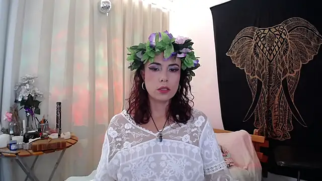 Snapshot of AmaRiv chatting on December 13, 3:32 pm AmaRiv online show from December 13, 3:32 pm