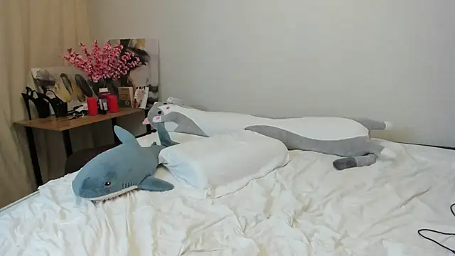 Snapshot of Shadow_Dance chatting on February 5, 5:42 pm Shadow Dance online show from February 5, 5:42 pm