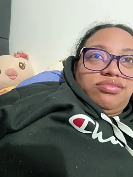 angela angels  online show from February 9, 1:35 pm