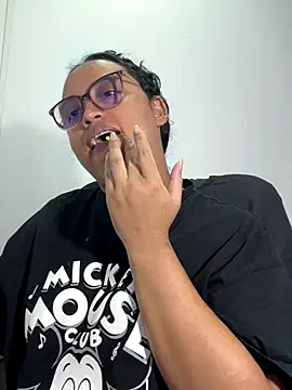 angela angels  online show from September 28, 1:00 am