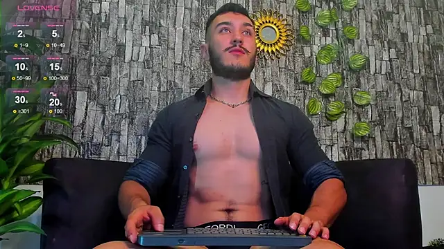 Zionmattis online show from March 13, 1:21 am