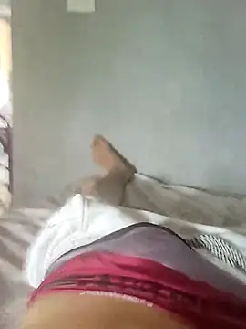 Snapshot of Juliano69xv chatting on February 21, 7:21 pm Juliano69xv online show from February 21, 7:21 pm