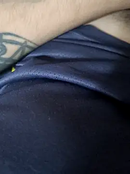 Snapshot of Juliano69xv chatting on October 4, 1:20 pm Juliano69xv online show from October 4, 1:20 pm