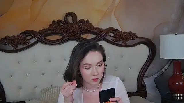 Snapshot of IreneRaye chatting on February 22, 11:35 am IreneRaye online show from February 22, 11:35 am